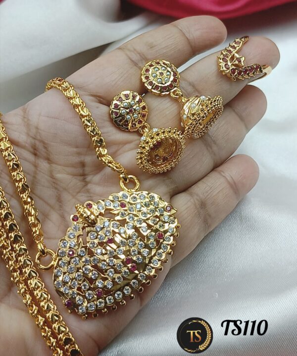 Impon kajalaksmi dollar chain