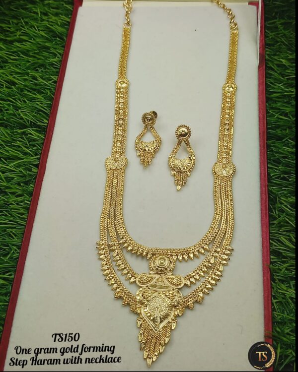 One gram gold forming step Haram with earrings