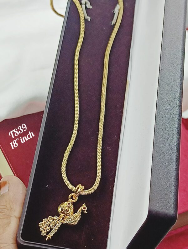 Ad stone peacock dollar chain. - Image 2