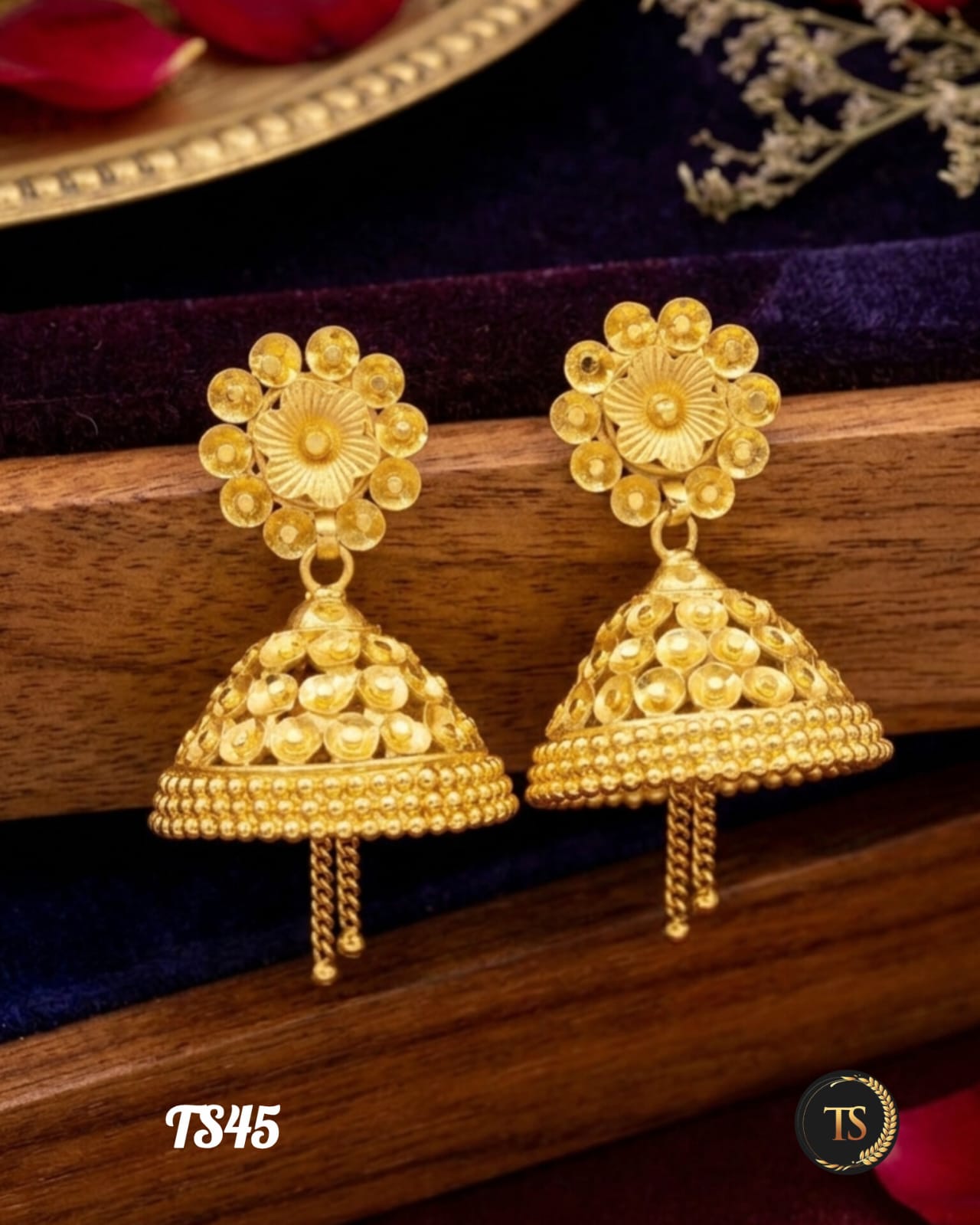 One gram gold forming jimiki